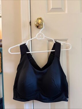 DSG Black High-Impact Support Sports Bra with Wide Straps